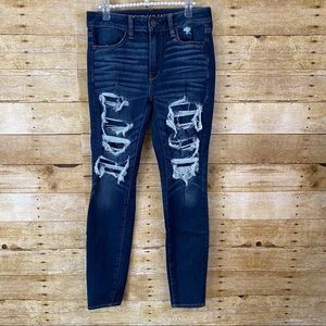 American Eagle Ripped Hi Rise Jeggings Size 6